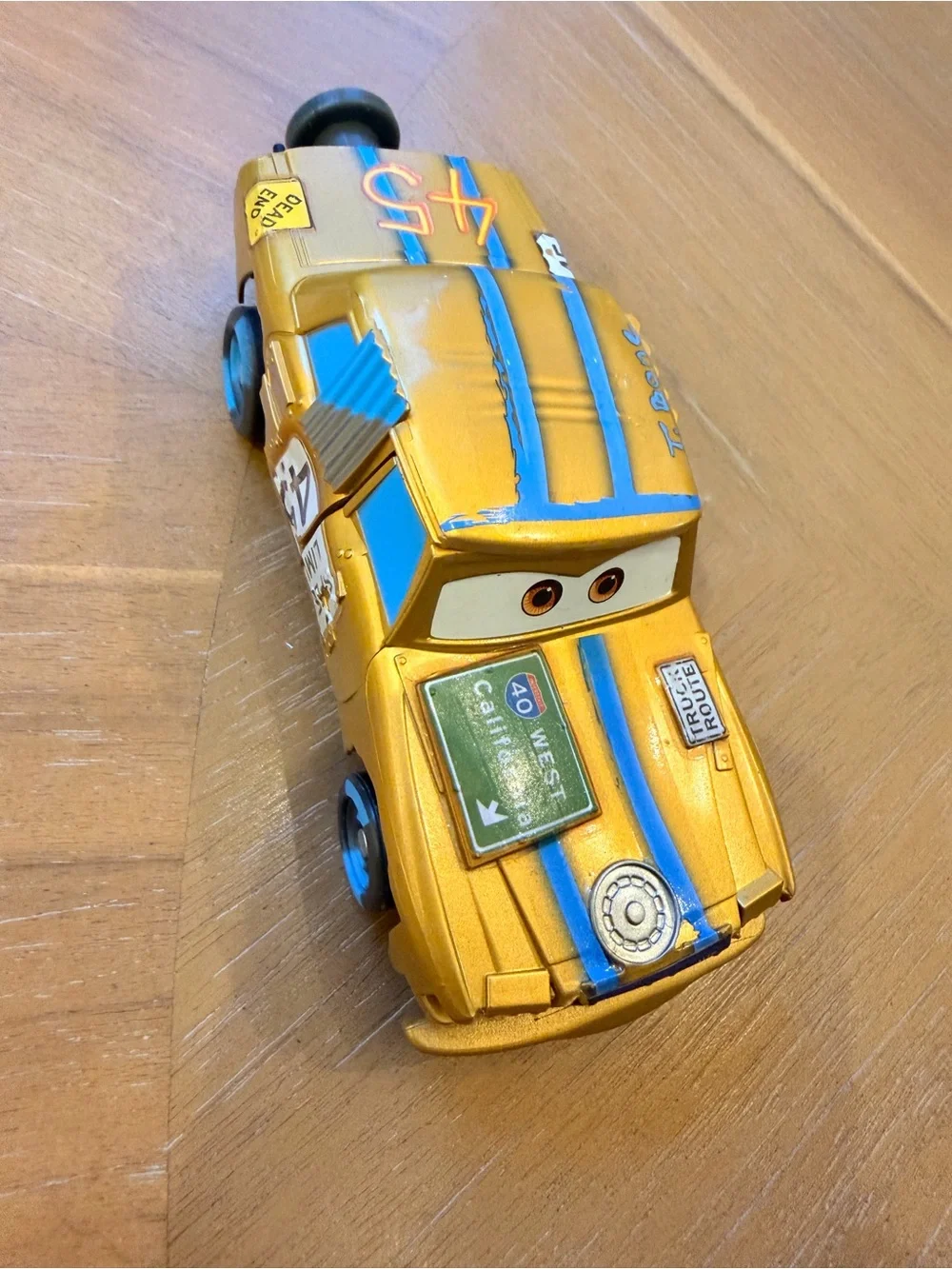 Disney Pixar Cars 3 T-BONE #45 Thunder Hollow Demolition Derby